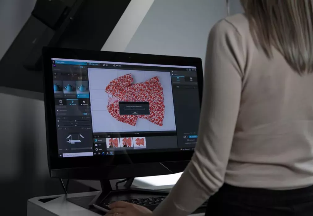 Uso de software automatizado para procesar una foto de prenda flat lay