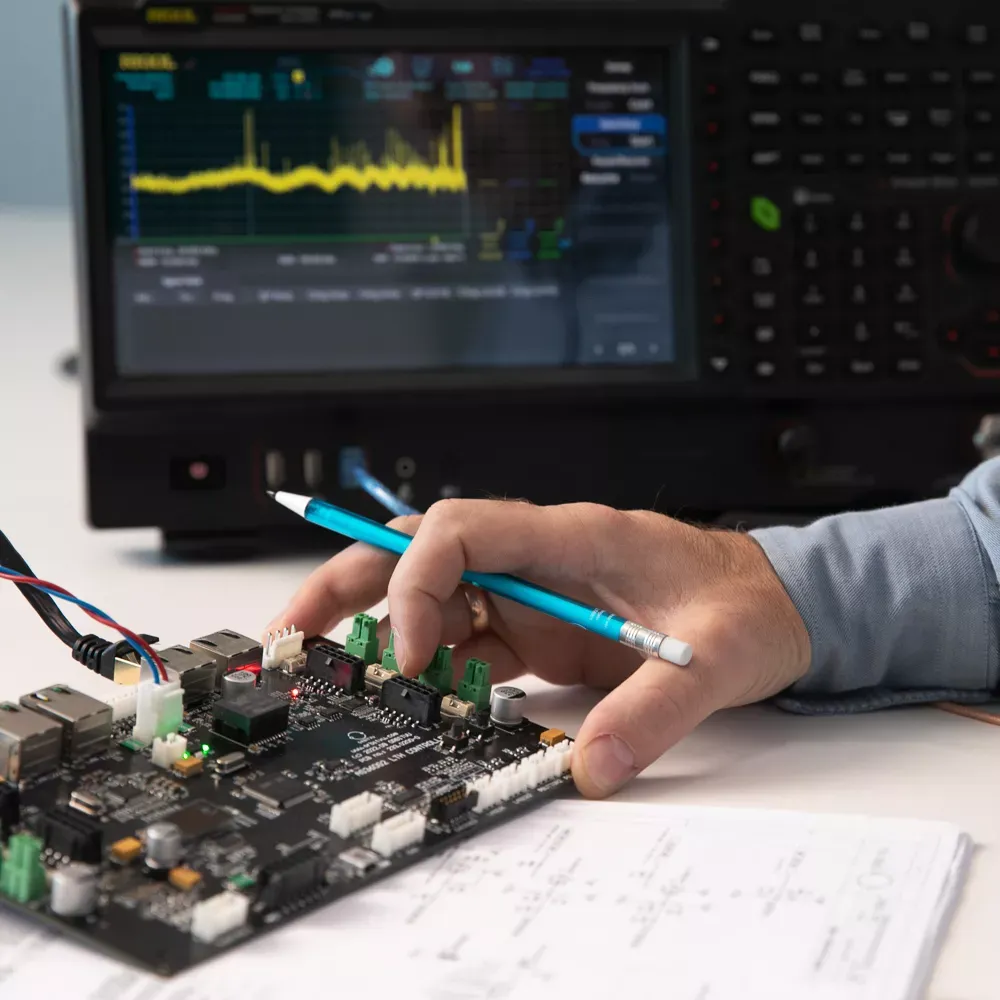 Ingeniero electrónico